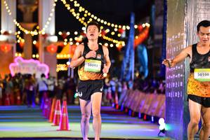 BIB: 000000, 594, 50092, 50108
                            <button type="button" onclick="openModal(21801750)" class="btn btn-primary btn-sm float-right btn-popup" data-toggle="modal" data-target=".modal-high-quality">
                        <i class="fas fa-shopping-cart"></i> Add to Cart
                    </button>
                                            <button type="button" onclick="isThisMe(21801750, true)" class="btn btn-success btn-sm float-right btn-popup btn-isme hidden" data-toggle="tooltip" data-placement="bottom" title="นี่คือรูปของคุณใช่ไหม คลิกที่นี่เพื่อเอาเข้าอัลบั้ม">
                        <i class="fas fa-plus"></i> Add to album
                    </button>
                    <button type="button" onclick="isThisMe(21801750, false)" class="btn btn-warning btn-sm float-right btn-popup btn-isnotme hidden">
                        <i class="fas fa-ban"></i> Remove from album
                    </button>